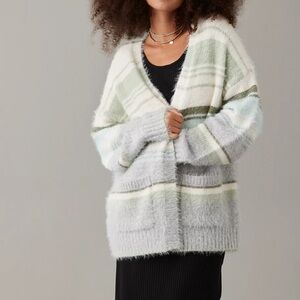 NWT AE Whoa so cozy fuzzy Cardigan